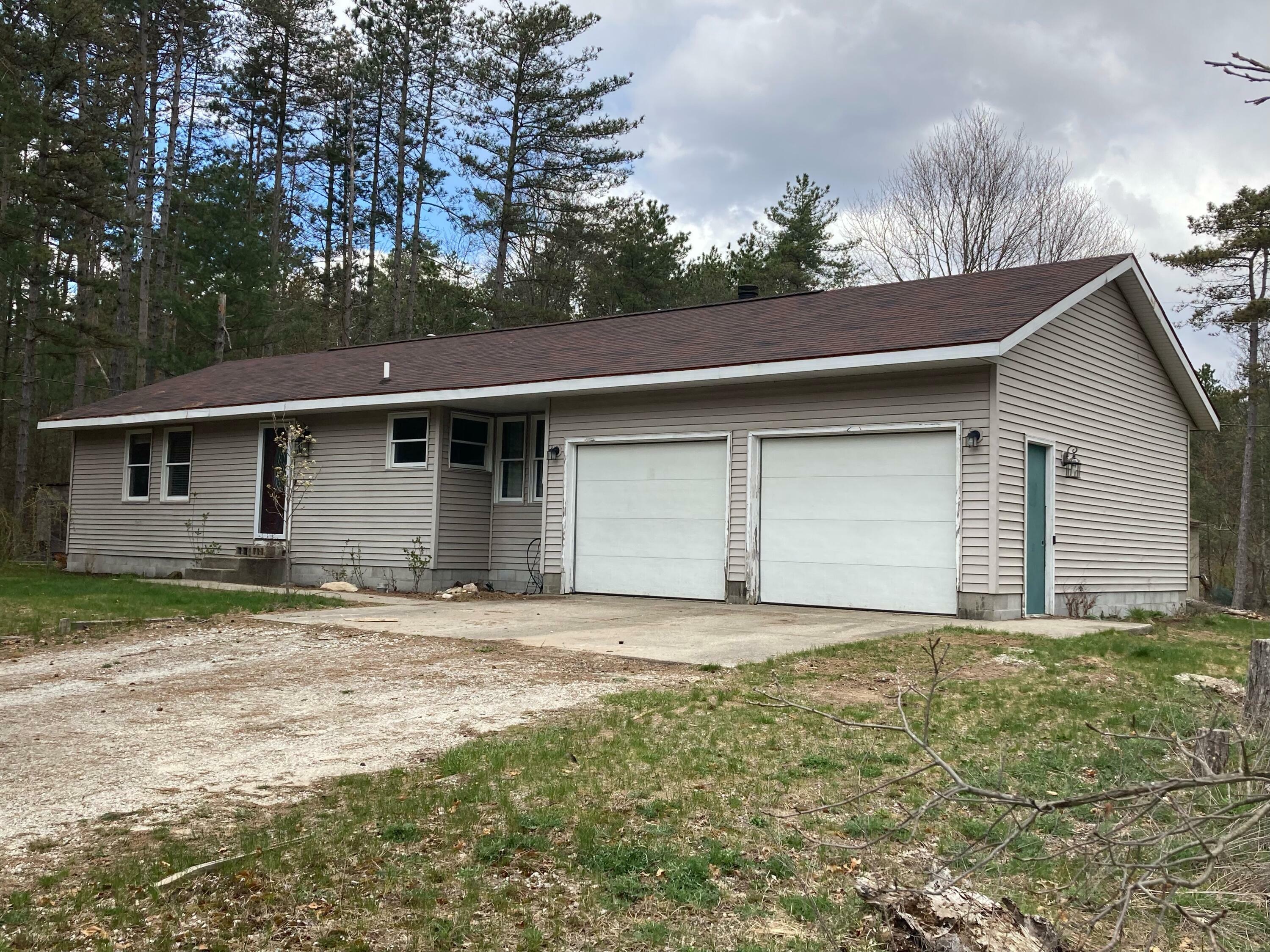 6460 Ryerson Road  Twin Lake MI 49457 photo