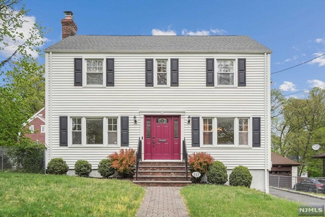 Property Photo:  337 Heywood Avenue  NJ 07050 