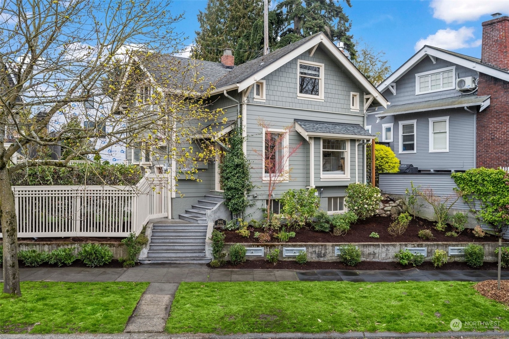 Property Photo: 2412 2nd Avenue W WA 98119