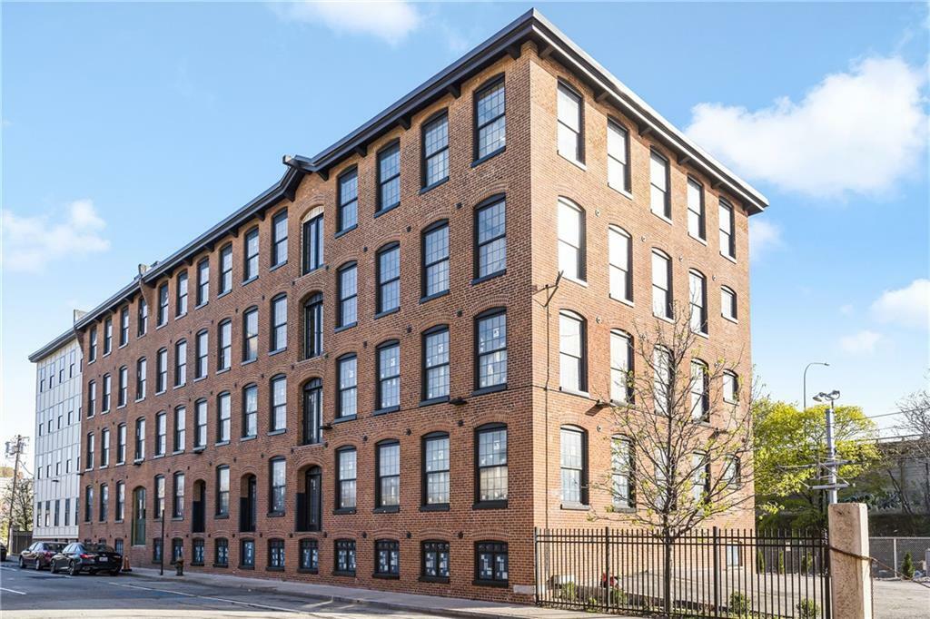 Property Photo: 50 Ashburton St, Unit#4 RI 02904