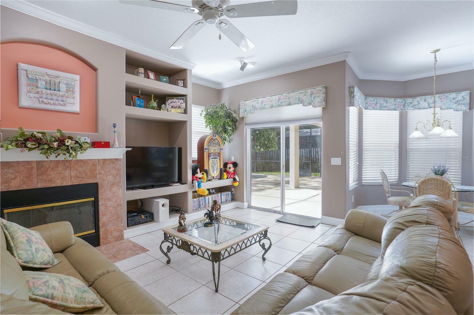 Property Photo: 357 Twelve Oaks Drive FL 32708