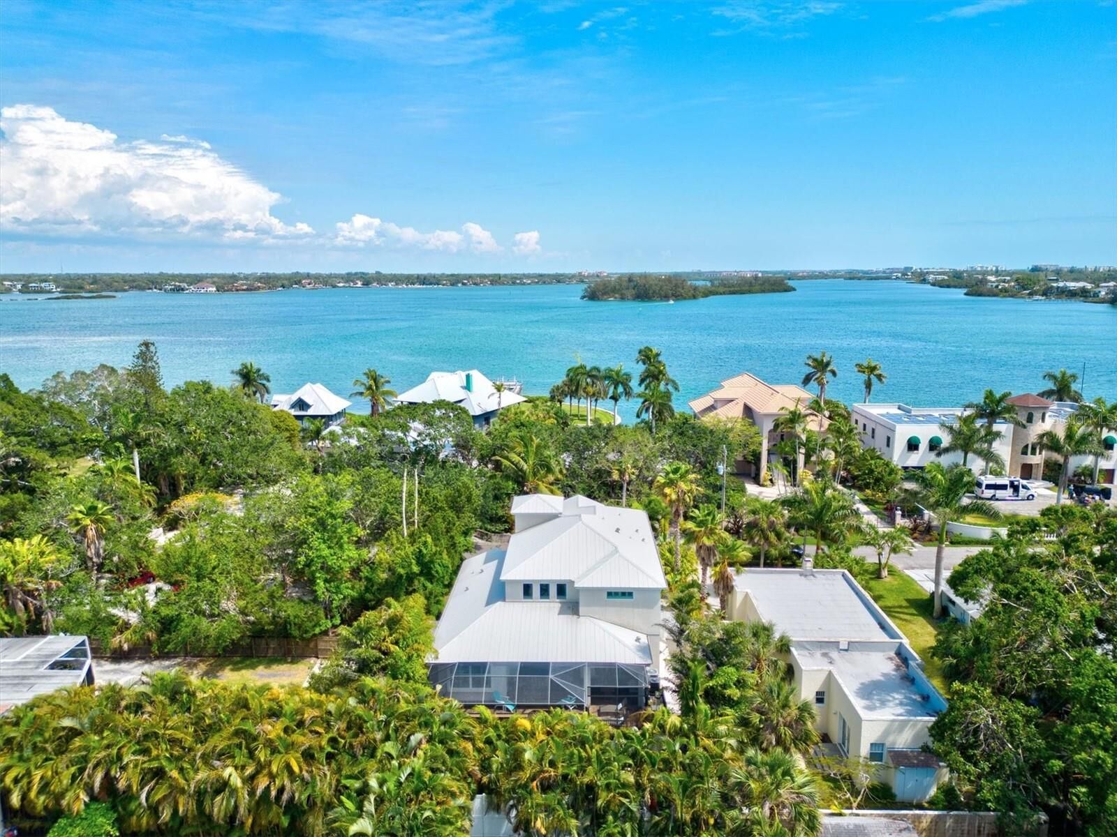 Property Photo:  4193 Roberts Point Circle  FL 34242 