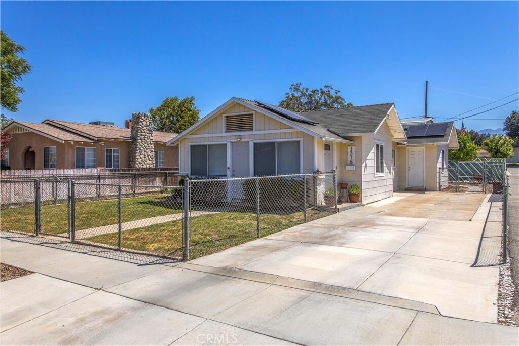 Property Photo:  1316 Clay Street  CA 92374 