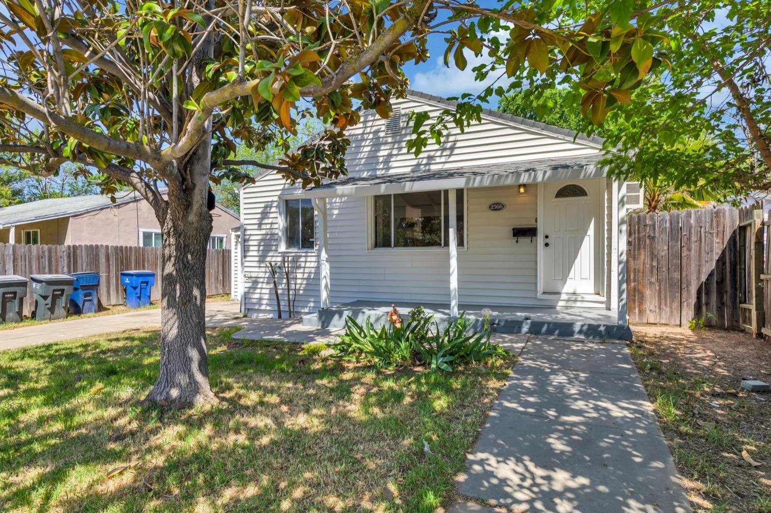 Property Photo: 2566 Norwood Avenue CA 95815