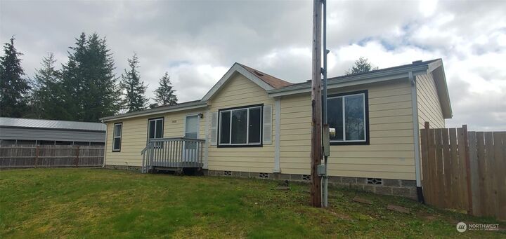 Property Photo: 1850 W Star Lake Drive WA 98541
