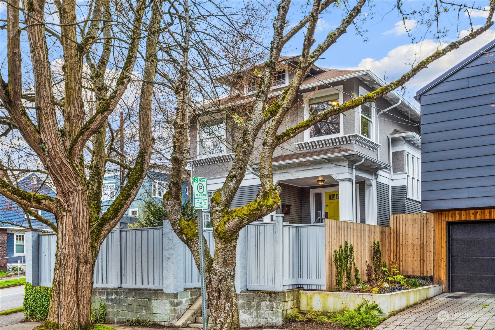 Property Photo: 703 20th Avenue WA 98122