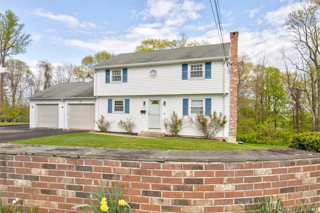 Property Photo:  151 Fairlawn Street  CT 06010 