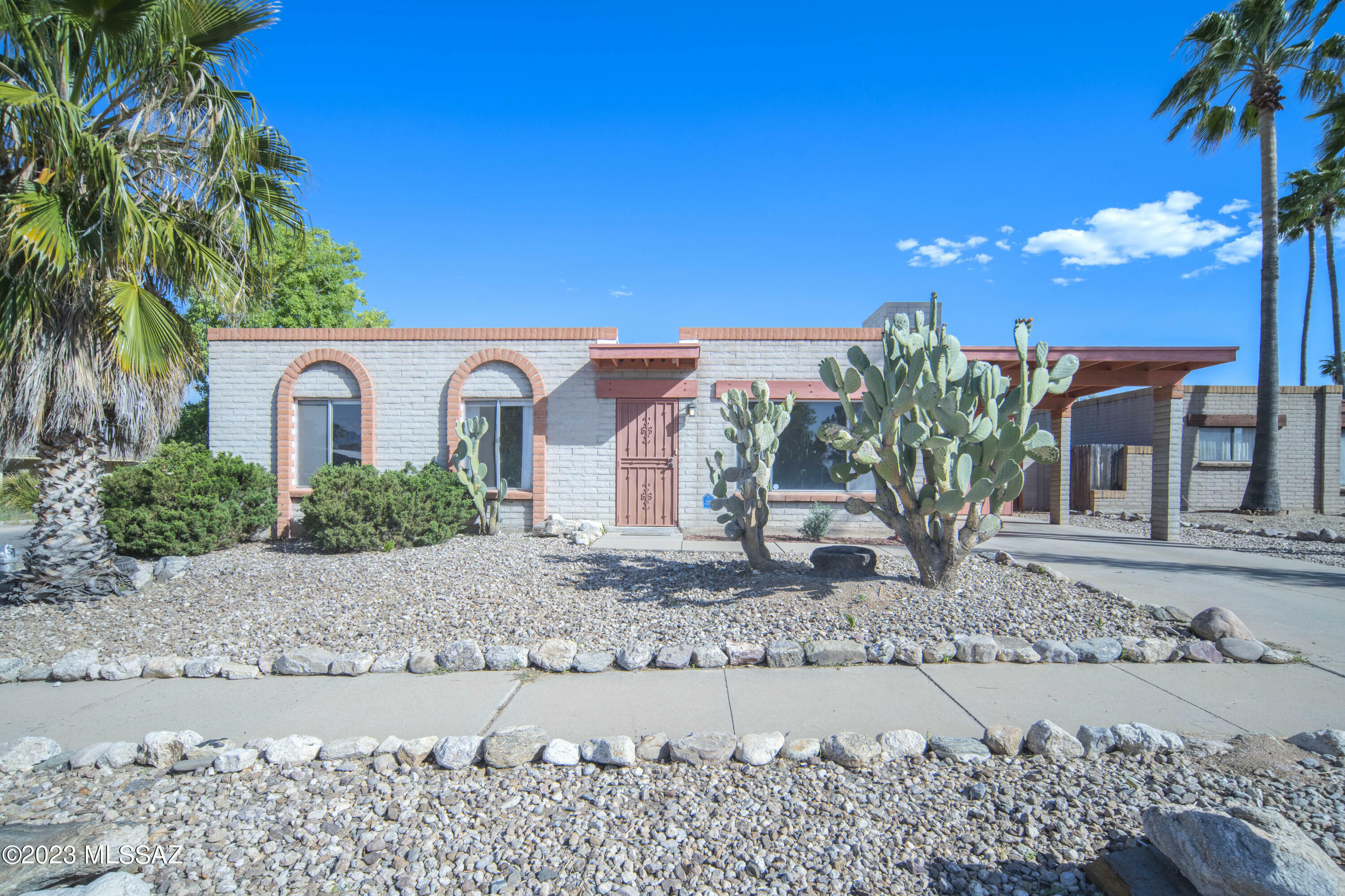 Property Photo:  8426 E Cambria Drive  AZ 85730 