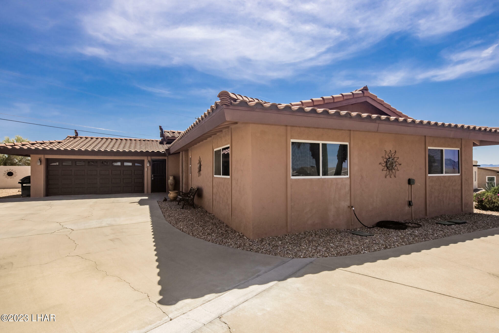 Property Photo:  2130 Wallapai Dr  AZ 86403 