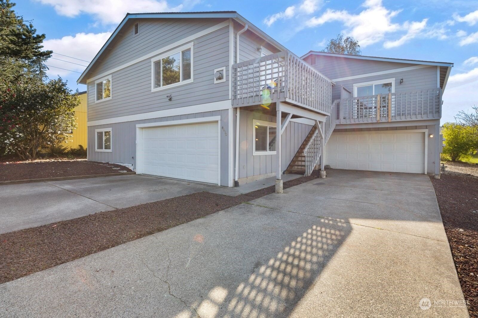 Property Photo:  4010  L Avenue  WA 98221 