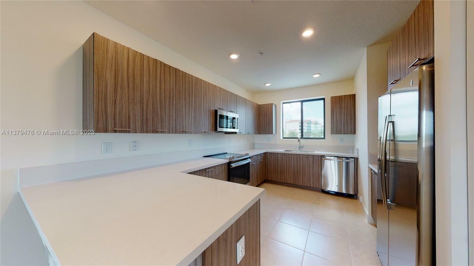 Property Photo: 4516 NW 84th Ave 4516 FL 33166