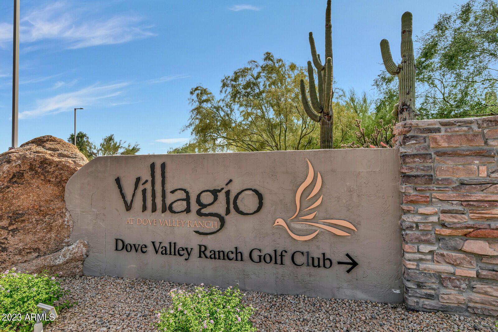 Property Photo: 33575 N Dove Lakes Drive 2047 AZ 85331