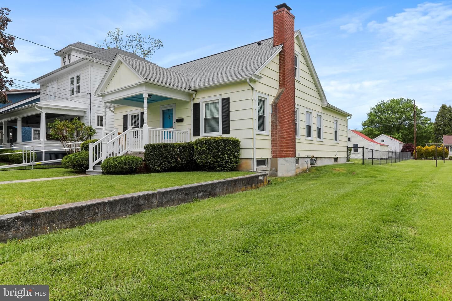Property Photo: 105 S Alabama Avenue WV 25401