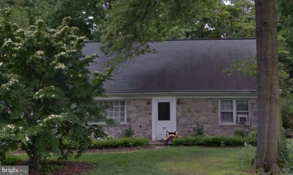 Property Photo:  1987 Sterling Place  PA 17601 