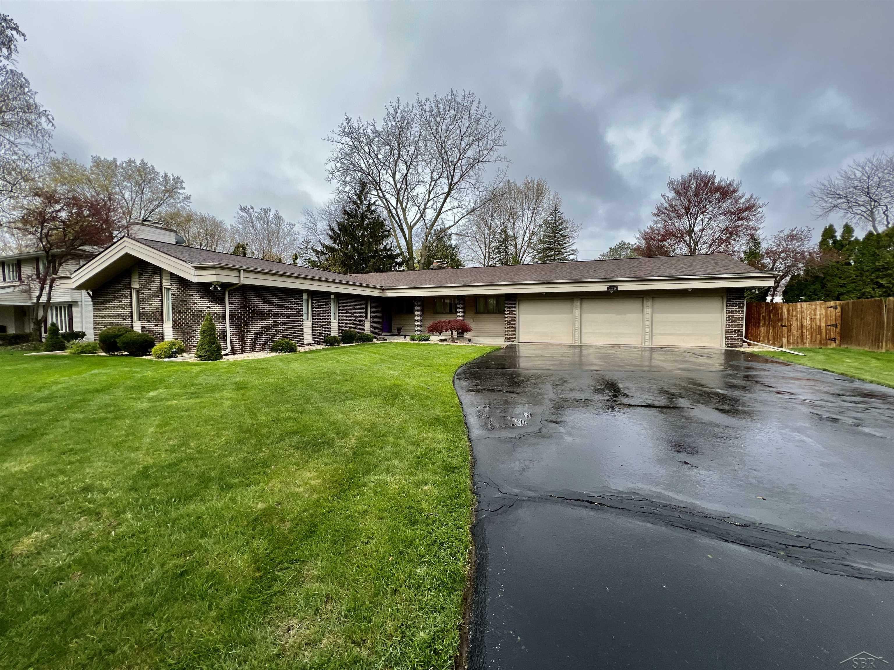 Property Photo: 226 Foxboro MI 48638