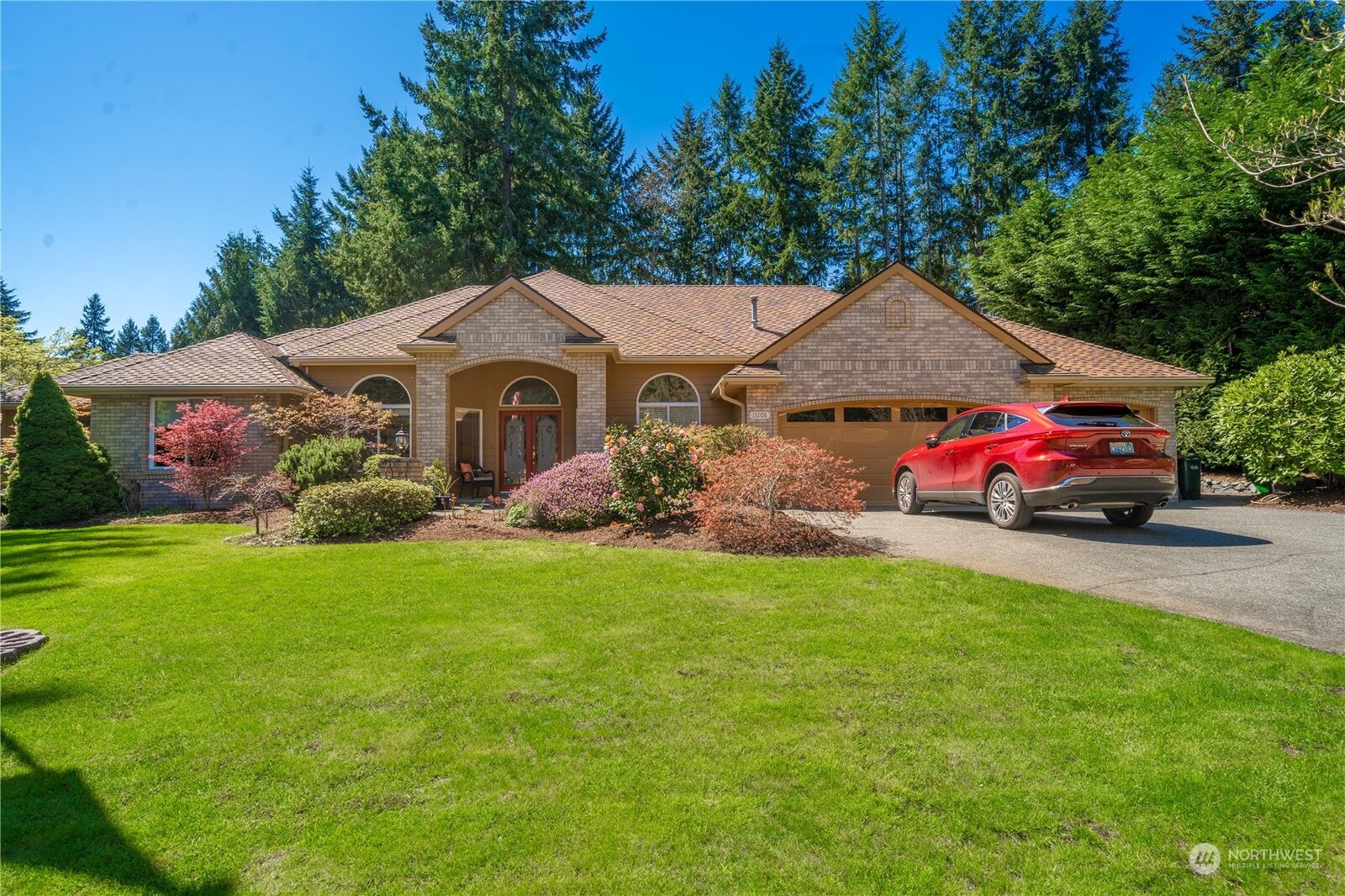 Home for sale in Gig Harbor 13208 Muir Drive NW, Gig Harbor, WA 98332
