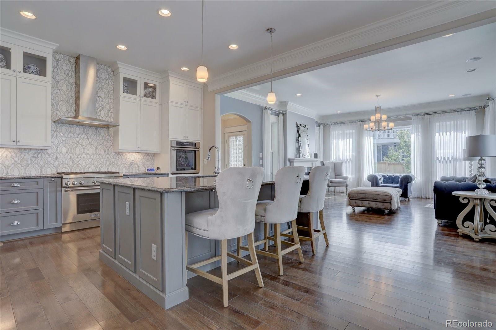 Property Photo: 5977 Chester Way CO 80238