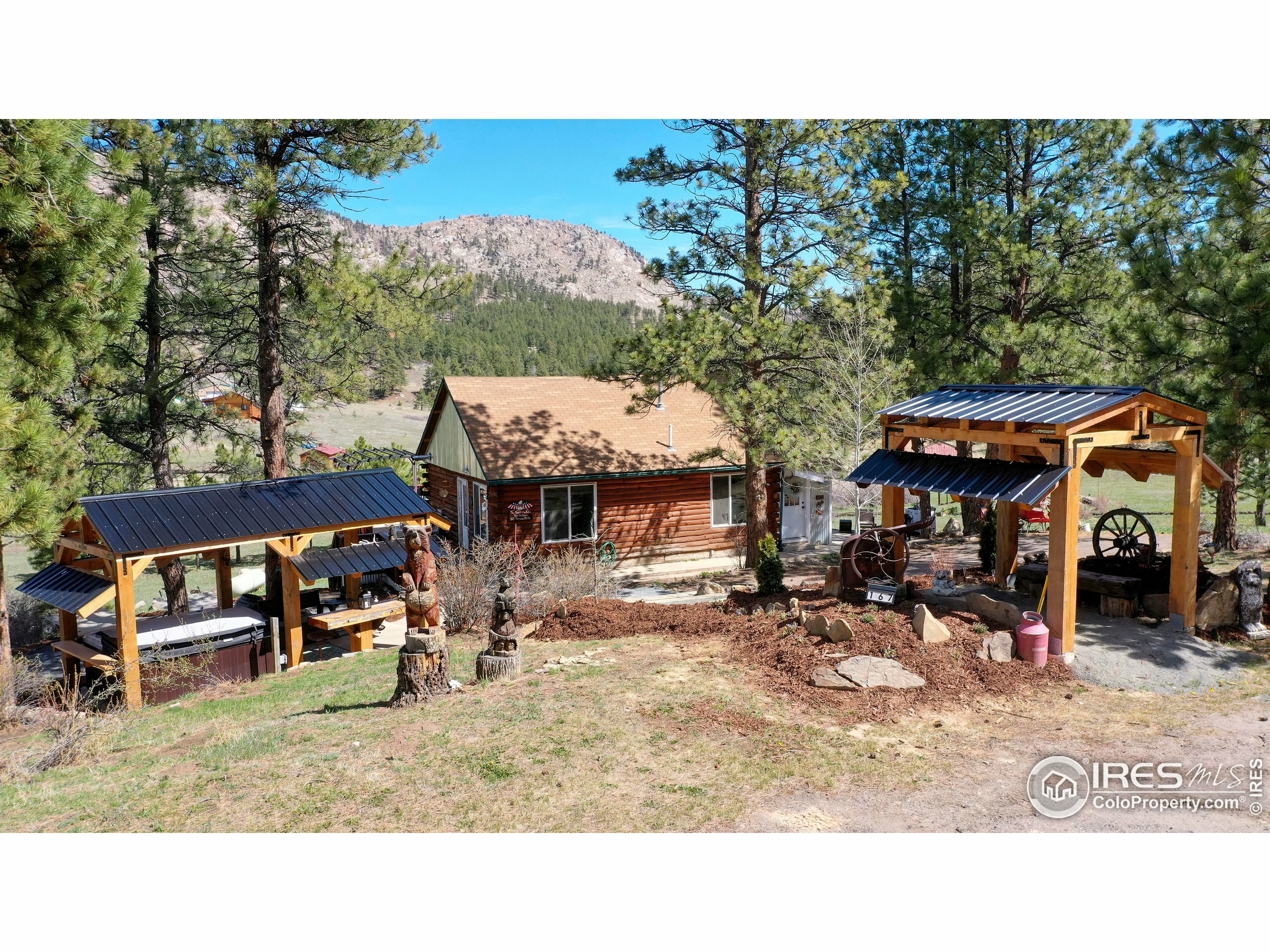 Property Photo:  167 Spruce Mountain Dr  CO 80515 