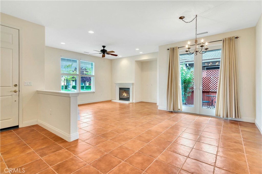 Property Photo:  2564 Alameda Drive  CA 93446 