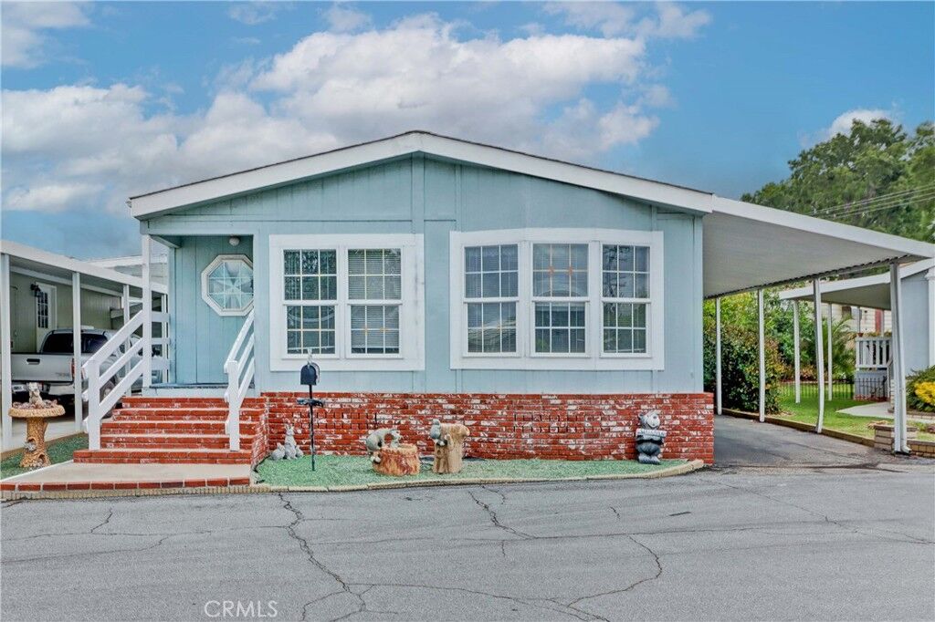 Property Photo: 3530 Damien Ave 75 CA 91750