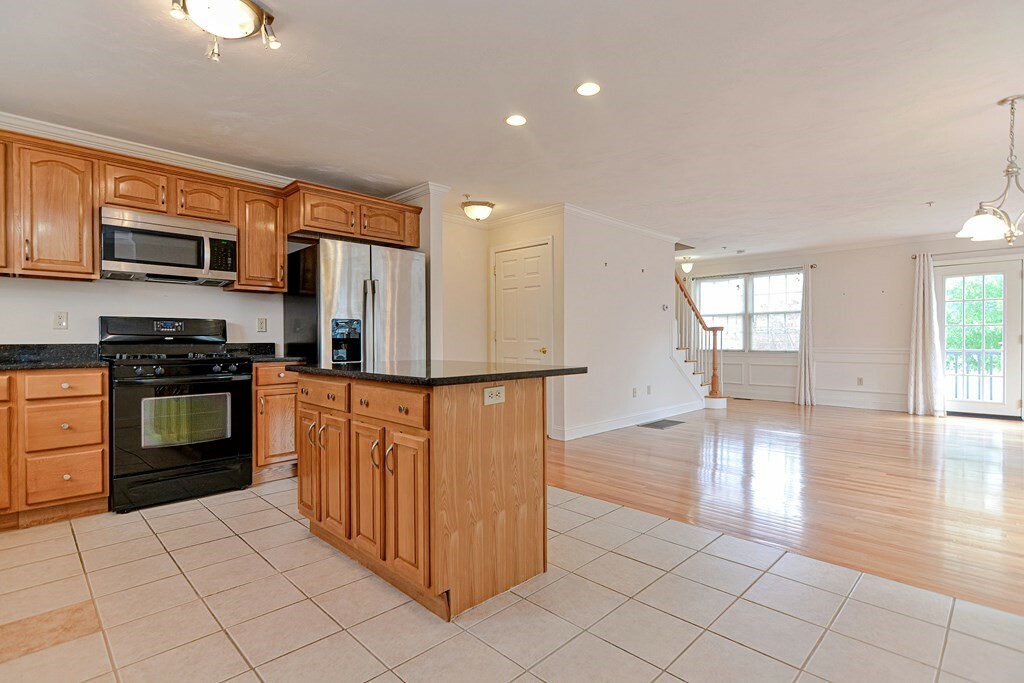 Property Photo:  20 Myrtle St 20  MA 02472 