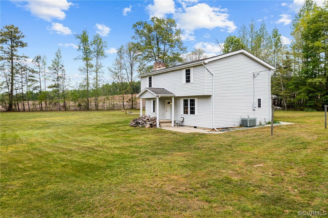 Property Photo:  10531 Woodford Road  VA 22580 