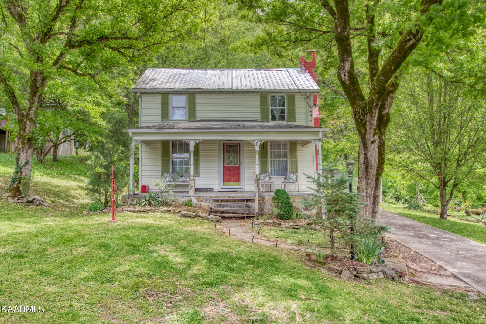 Property Photo: 4200 Brown Gap Rd TN 37918