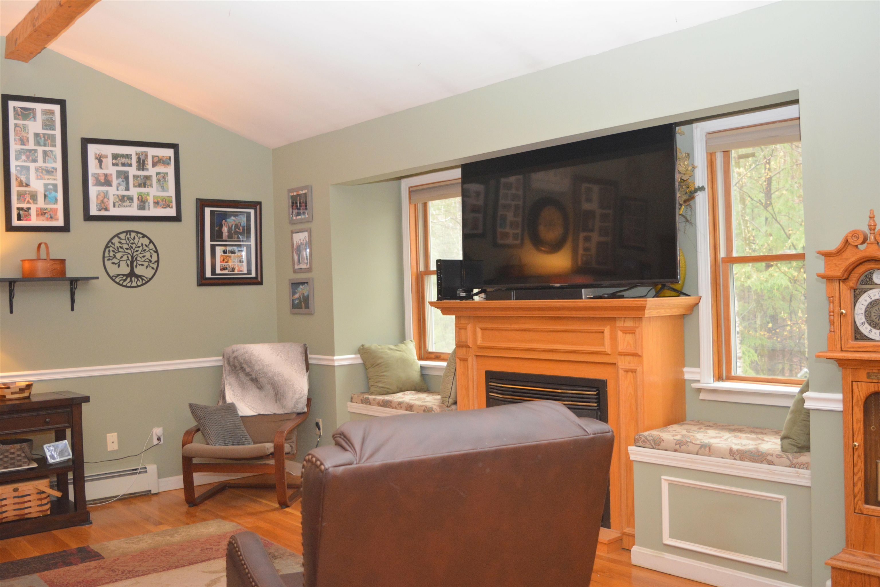 Property Photo:  13 Mill Pond Lane  NH 03753 