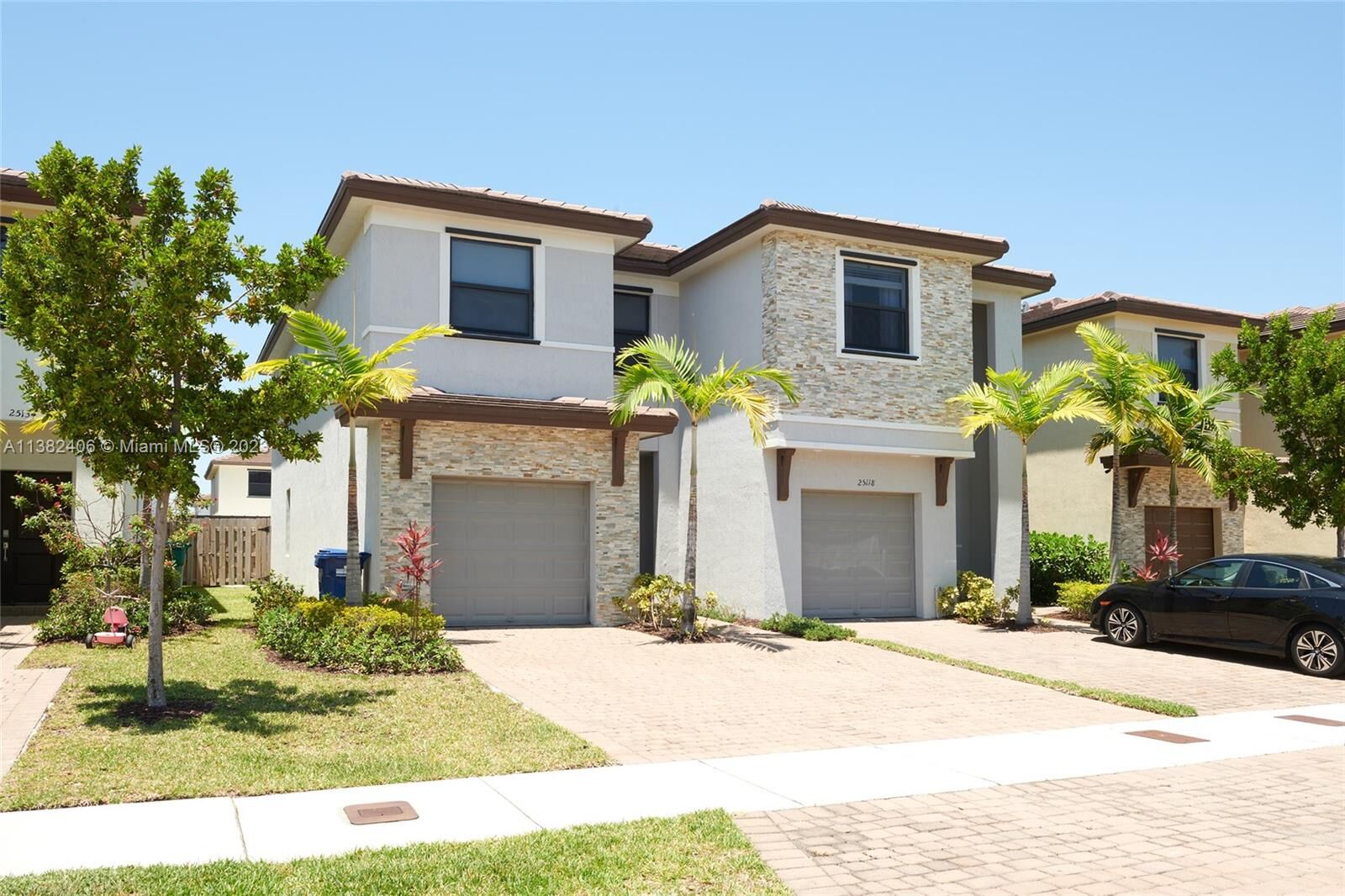 Property Photo:  25126 SW 108th Ave 25126  FL 33032 