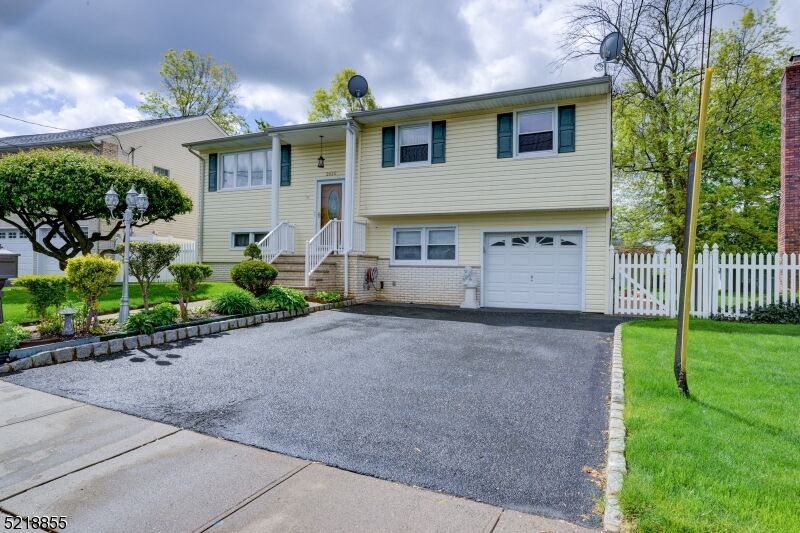 Property Photo:  2620 Reid St  NJ 07083 
