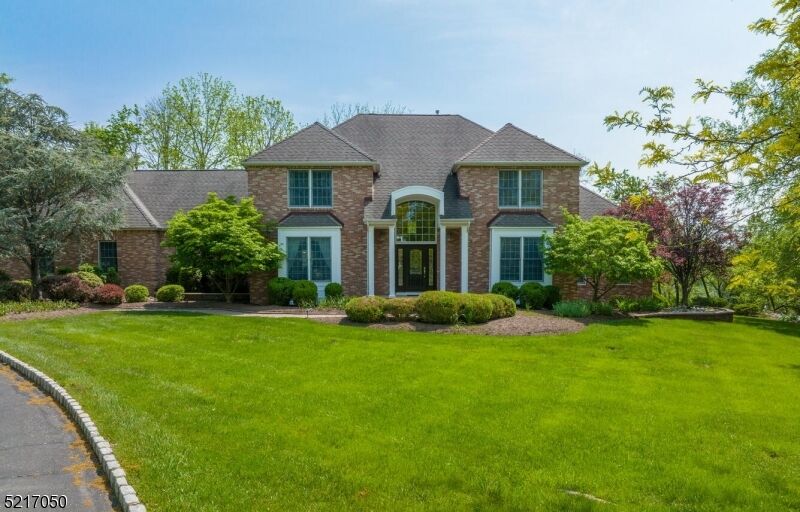 Property Photo: 4 Nicholas Ct NJ 08876