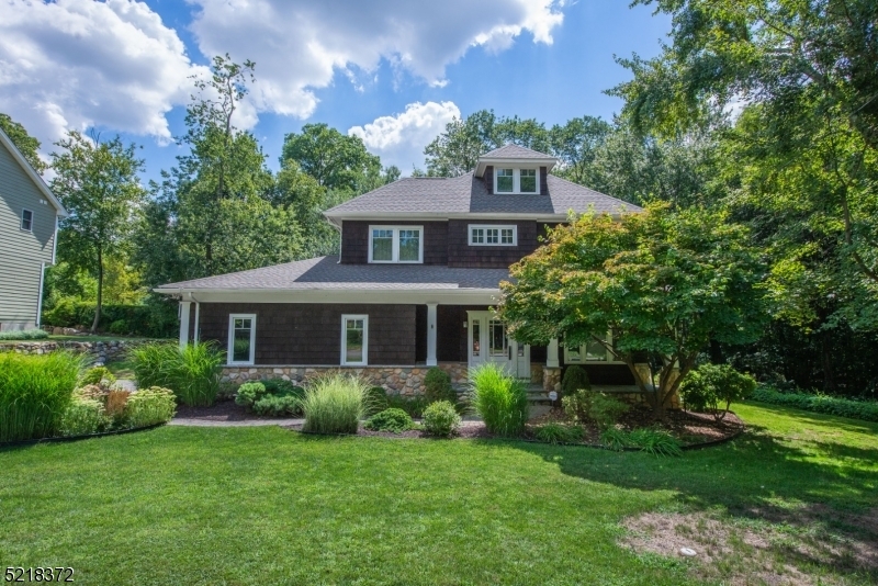 Property Photo: 23 Laurelwood Dr NJ 07046