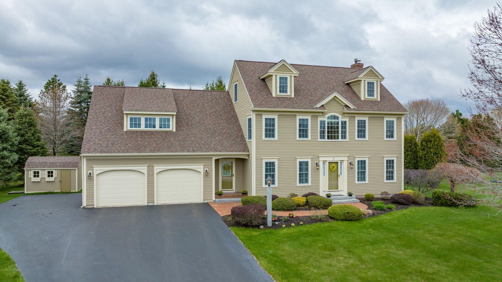 Property Photo:  12 Fowler Farm Road  ME 04074 