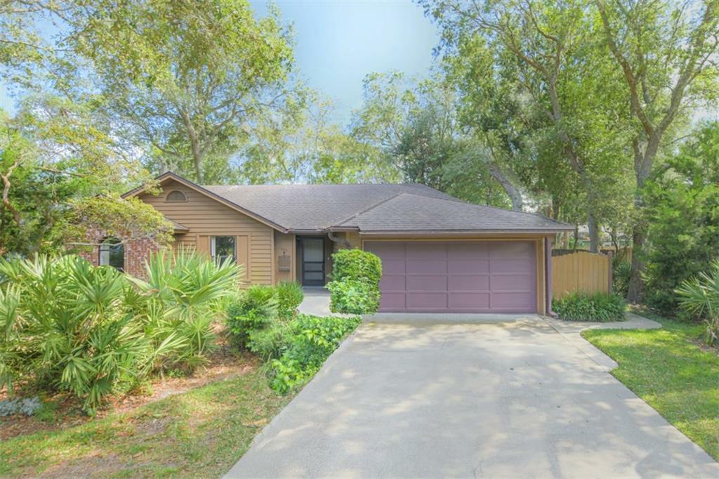 Property Photo:  1604 Canterbury Lane  FL 32034 