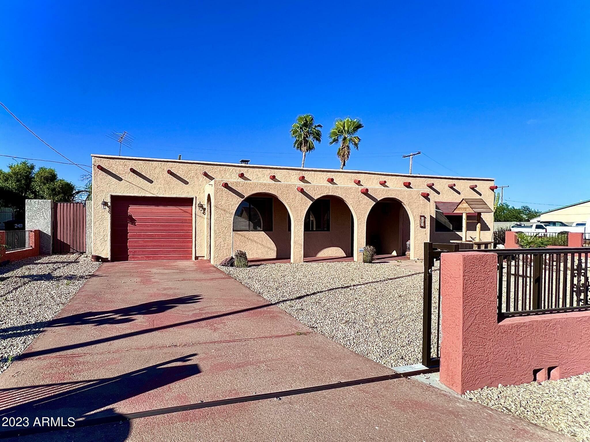 Property Photo:  257 Peretz Circle  AZ 85342 