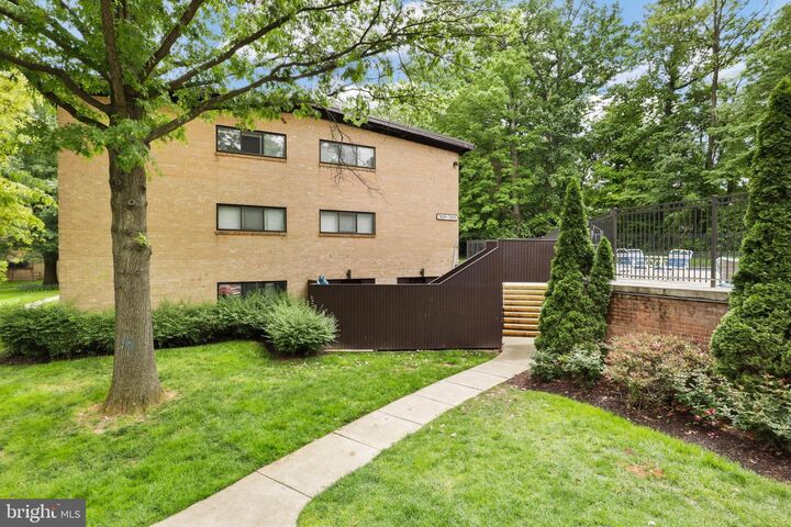 7831 Enola Street 106  McLean VA 22102 photo