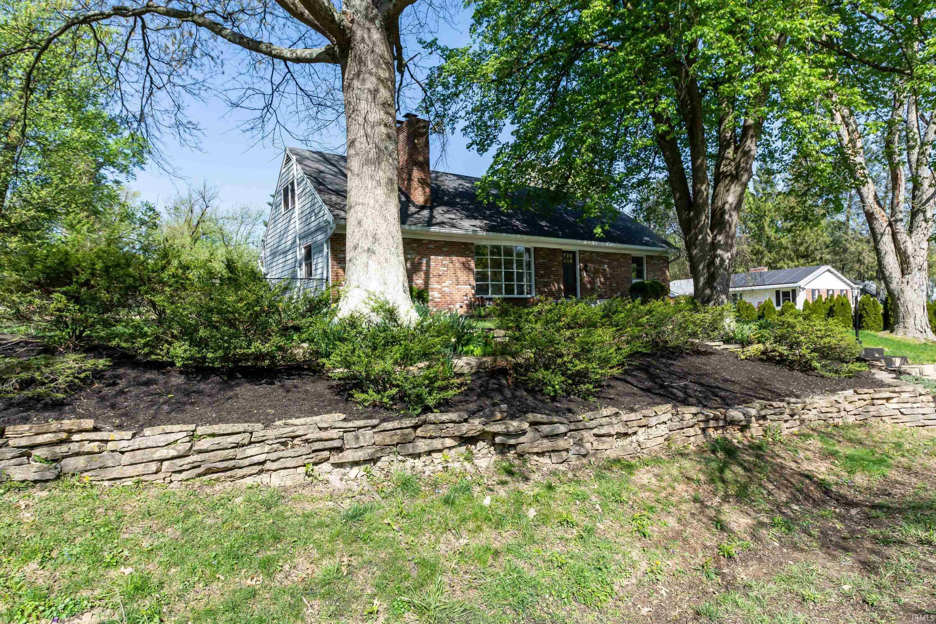 Property Photo:  1402 S Winfield Road  IN 47401 
