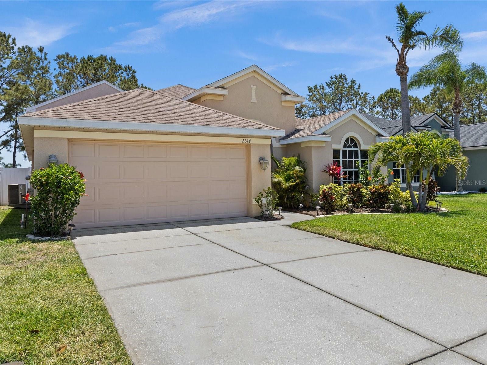 Property Photo:  2614 Hawk Roost Court  FL 34691 