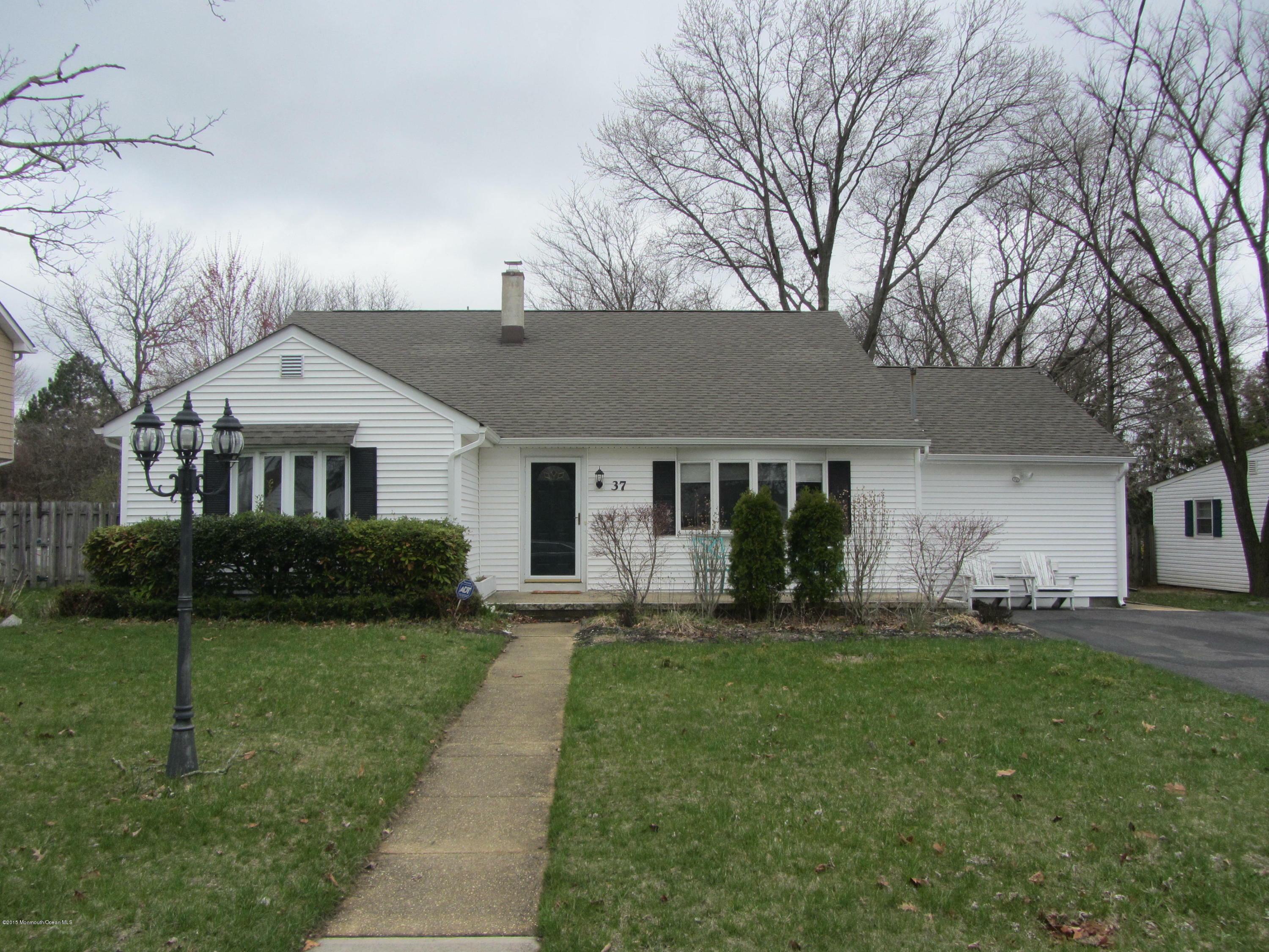 Property Photo:  37 Delaware Avenue  NJ 07764 