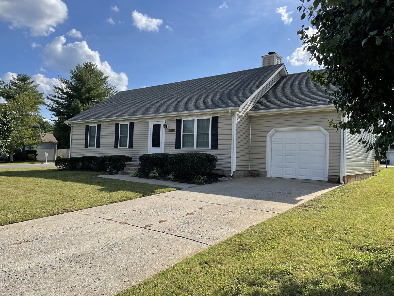 Property Photo: 1215 Woods Edge TN 37130