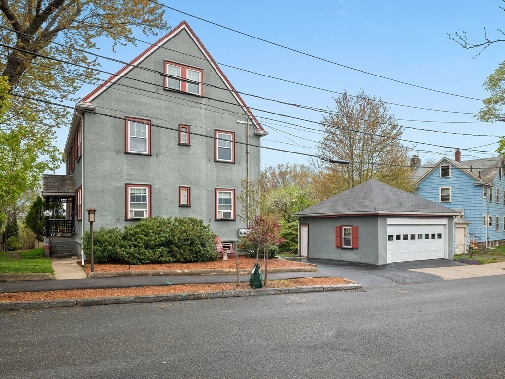 Property Photo: 15 Mystic Lake Dr 1 MA 02474