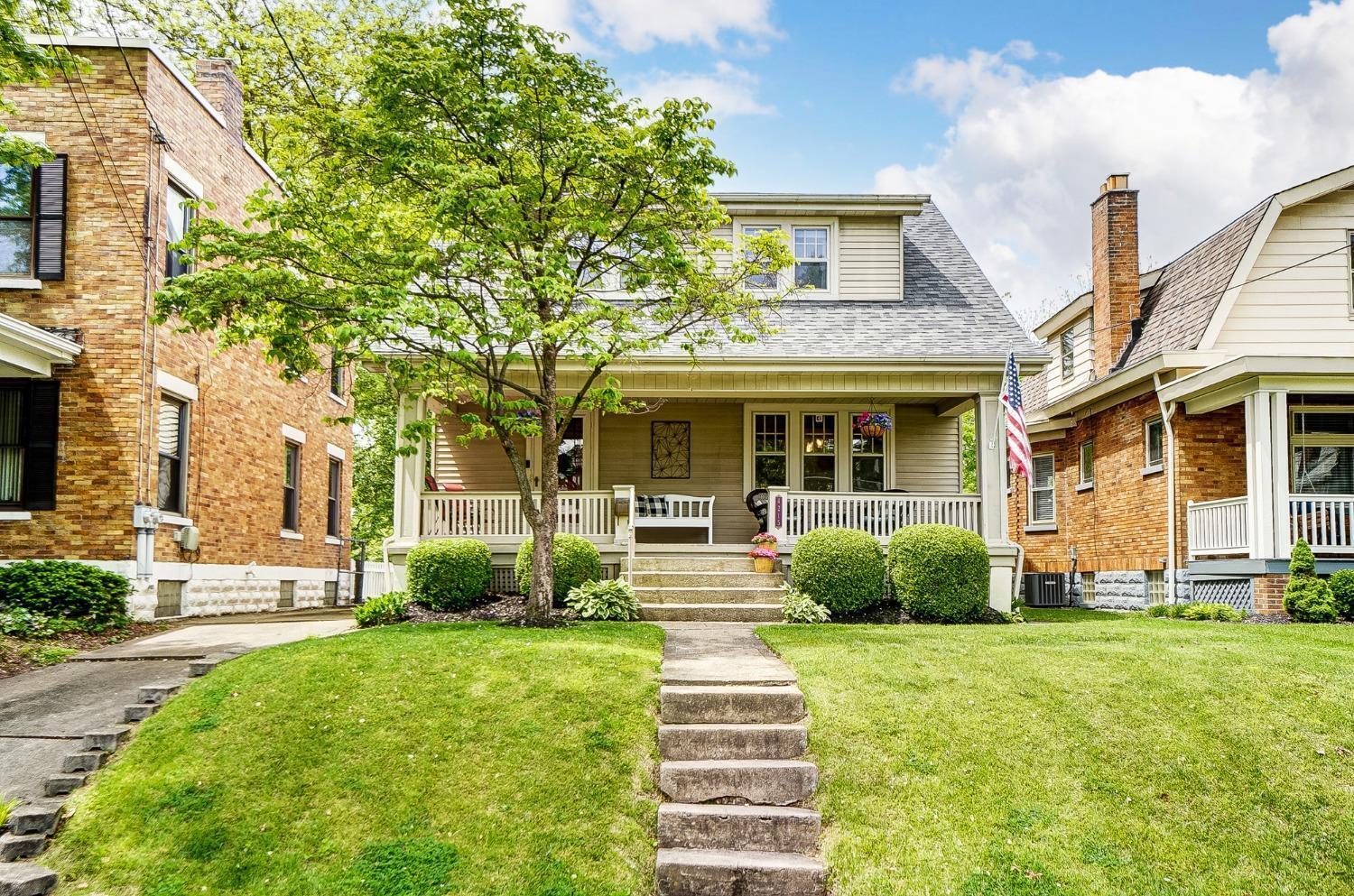 Property Photo: 4215 W 8th St OH 45209