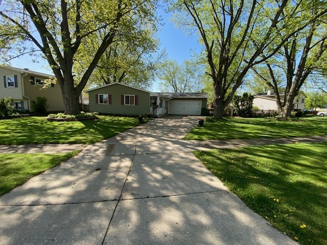 Property Photo: 36575 N Edgewood Drive IL 60031