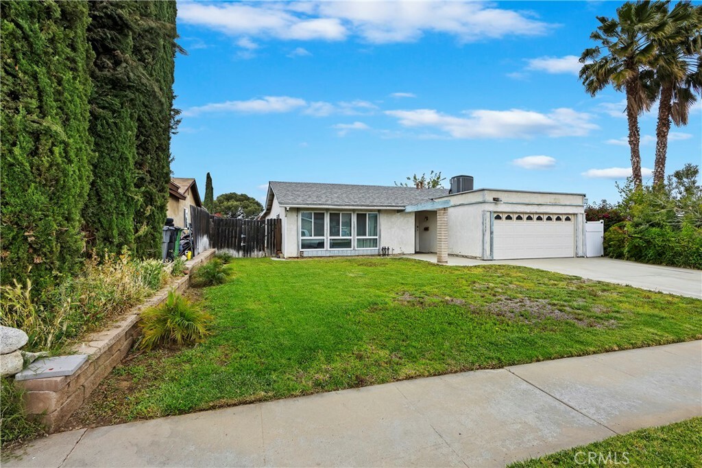 Property Photo:  1133 Birch Street  CA 92879 