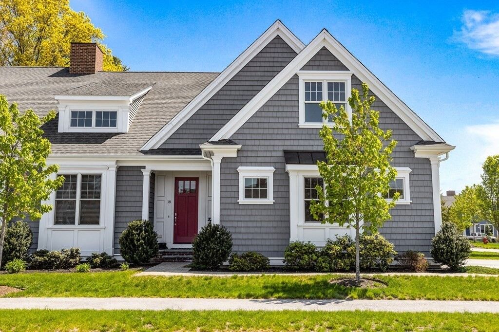 Property Photo: 18 Amherst Lane 18 MA 01701