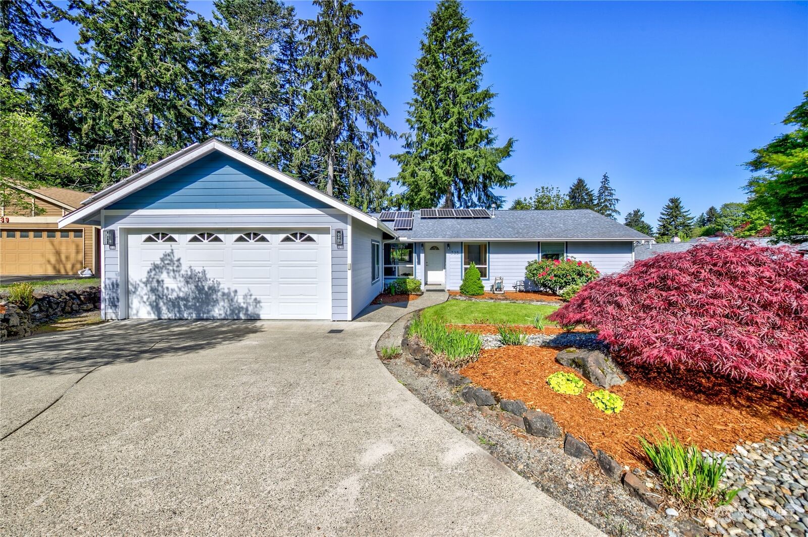 3 bed Bremerton home for sale 735 NE Roswell Drive, Bremerton, WA 98310