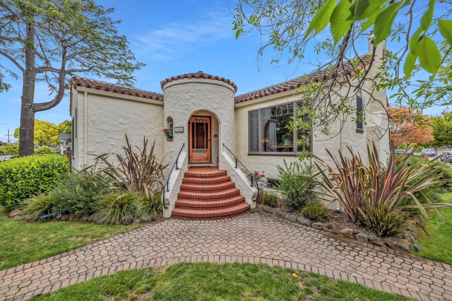 Property Photo:  1022 Rosewood Avenue  CA 94070 