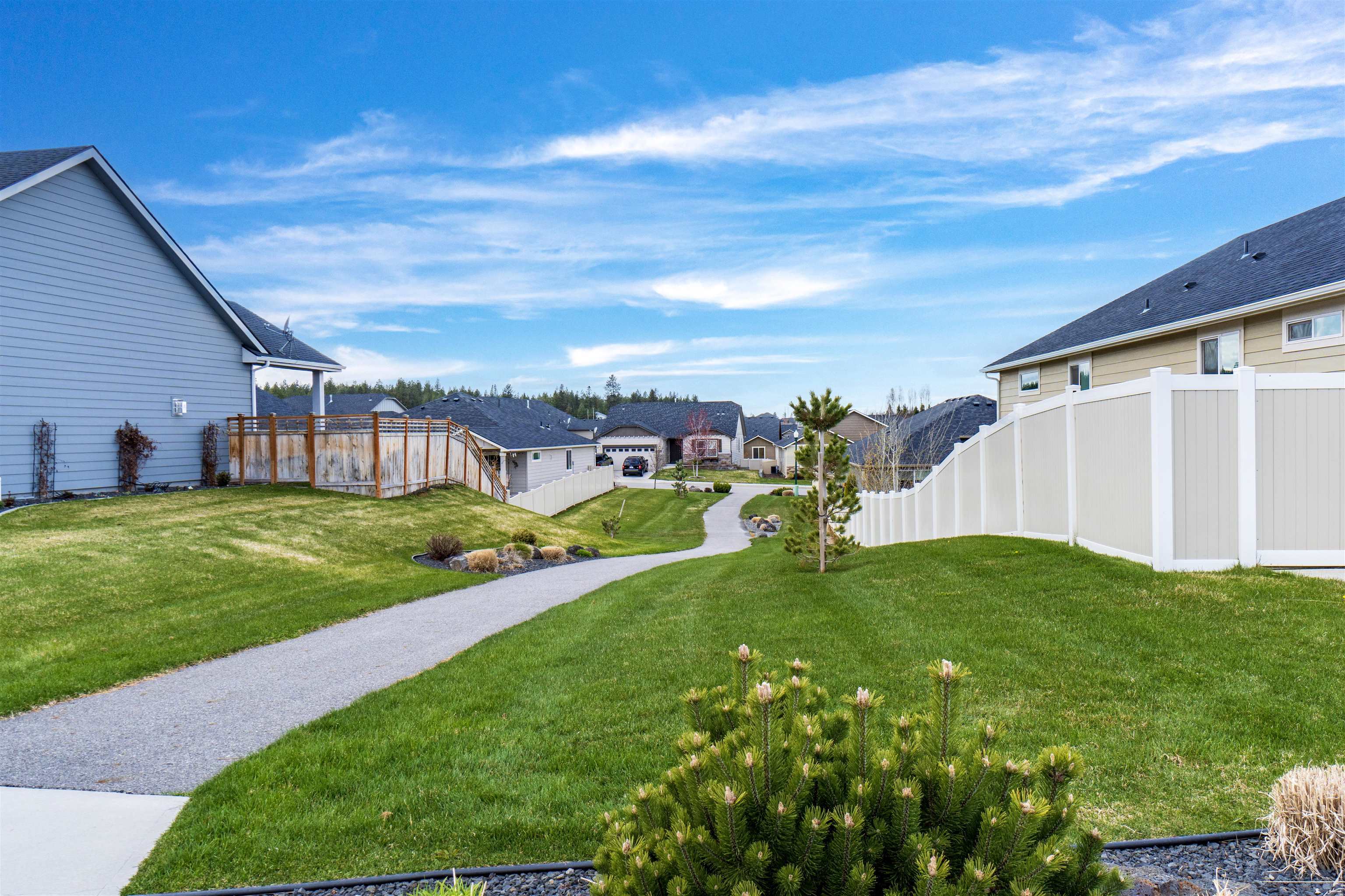 Property Photo: 6922 S Jasper Dr WA 99224