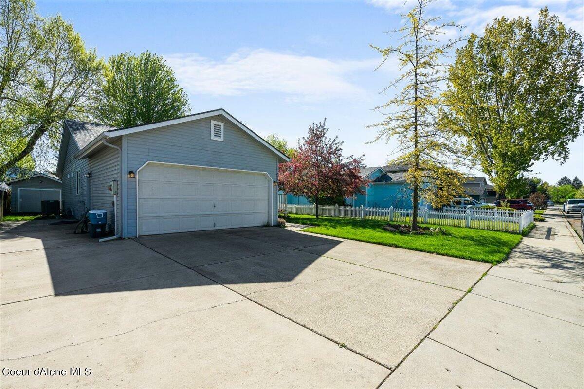 Property Photo: 3234 N 10th Pl ID 83815