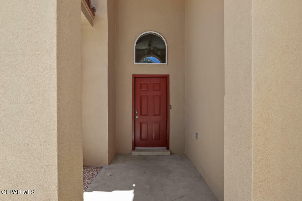 Property Photo: 6263 Viale Del Sol Avenue TX 79932